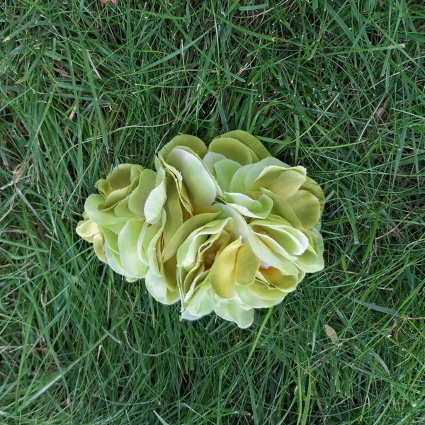 Pinup hair flower